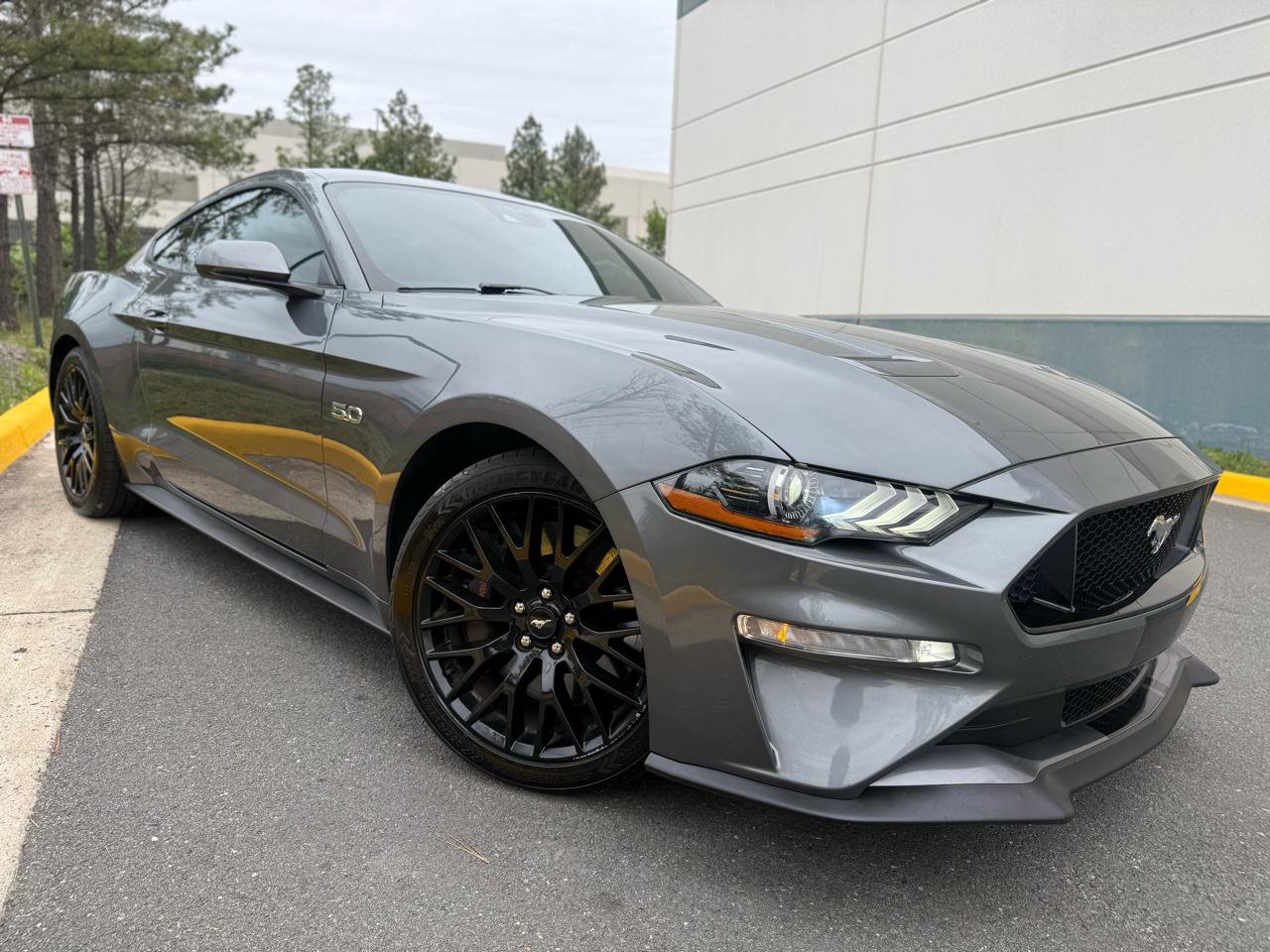 Used 2022 Ford Mustang GT Premium w/ GT Performance Package RWD image 6