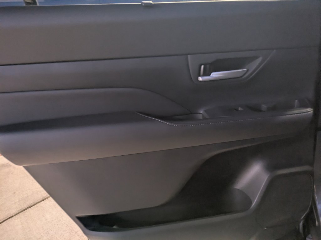Used 2026 Toyota Grand Highlander AWD Hybrid image 25