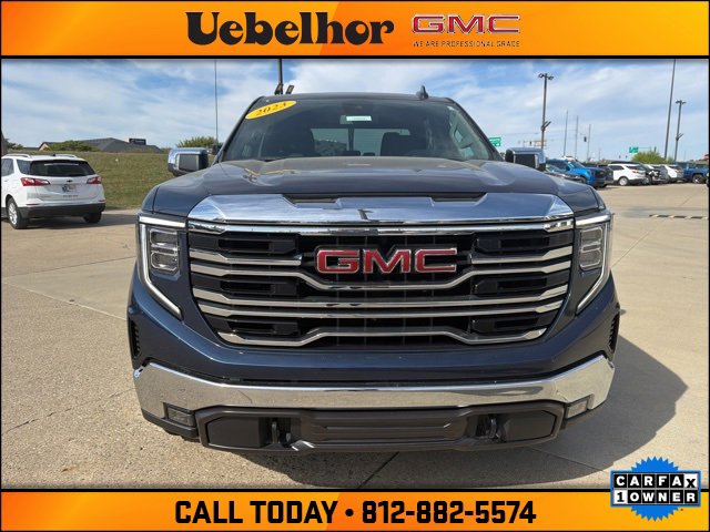 Used 2023 GMC Sierra 1500 SLT w/ SLT Convenience Package image 11