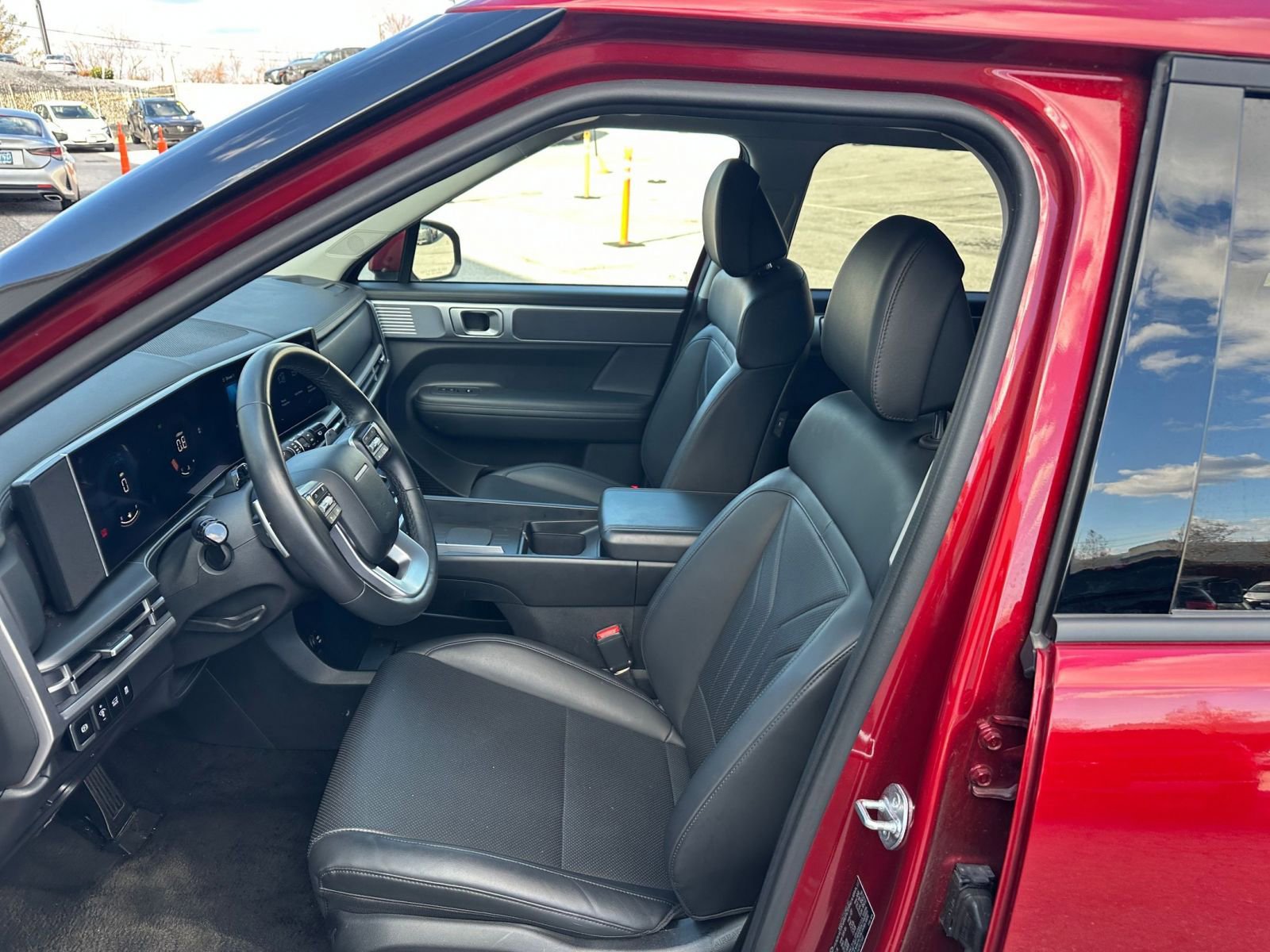 Used 2025 Hyundai Santa Fe SEL image 25