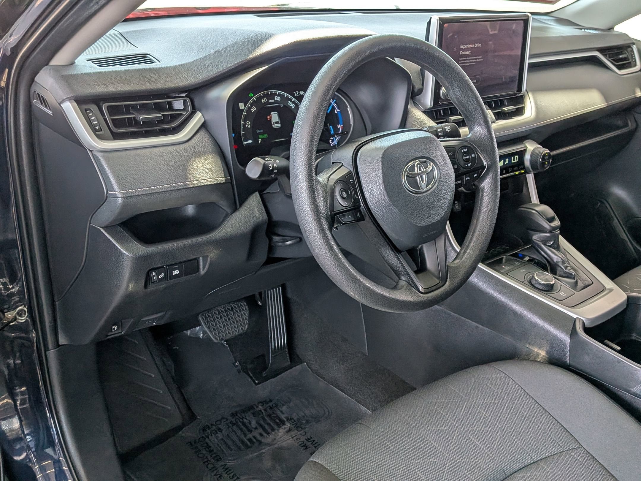 Certified 2024 Toyota RAV4 XLE AWD/4WD image 13