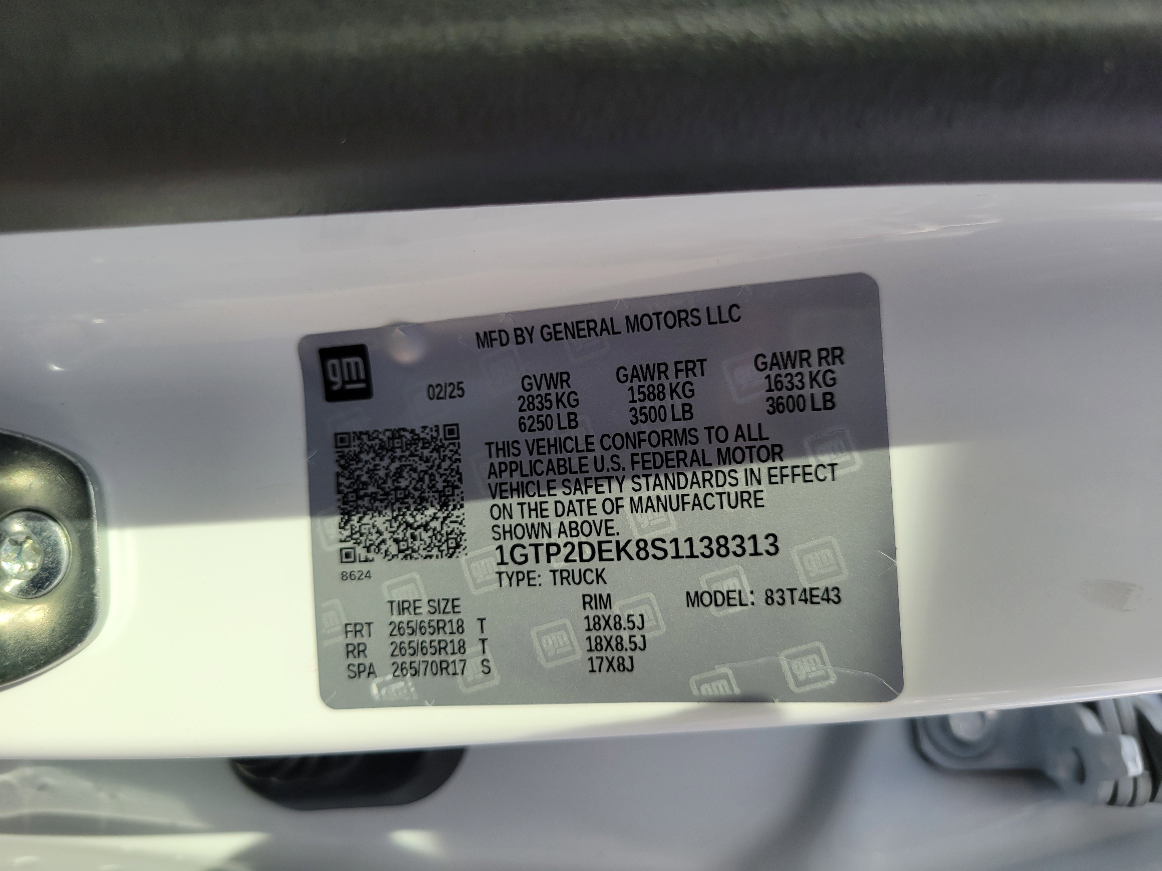 Used 2025 GMC Canyon AT4 image 31