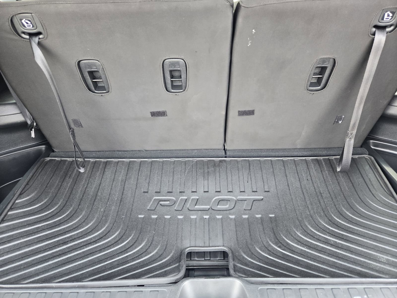 Used 2021 Honda Pilot Touring image 30