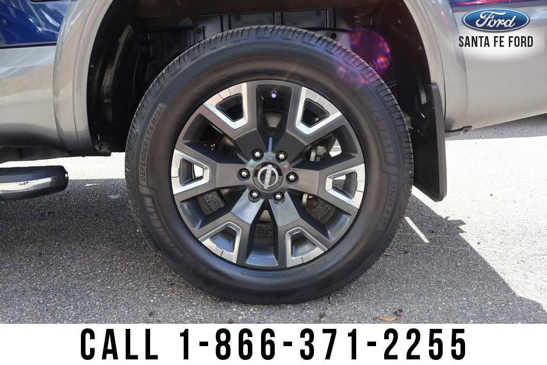 Used 2024 Nissan Titan Platinum Reserve w/ Moonroof Package RWD image 6