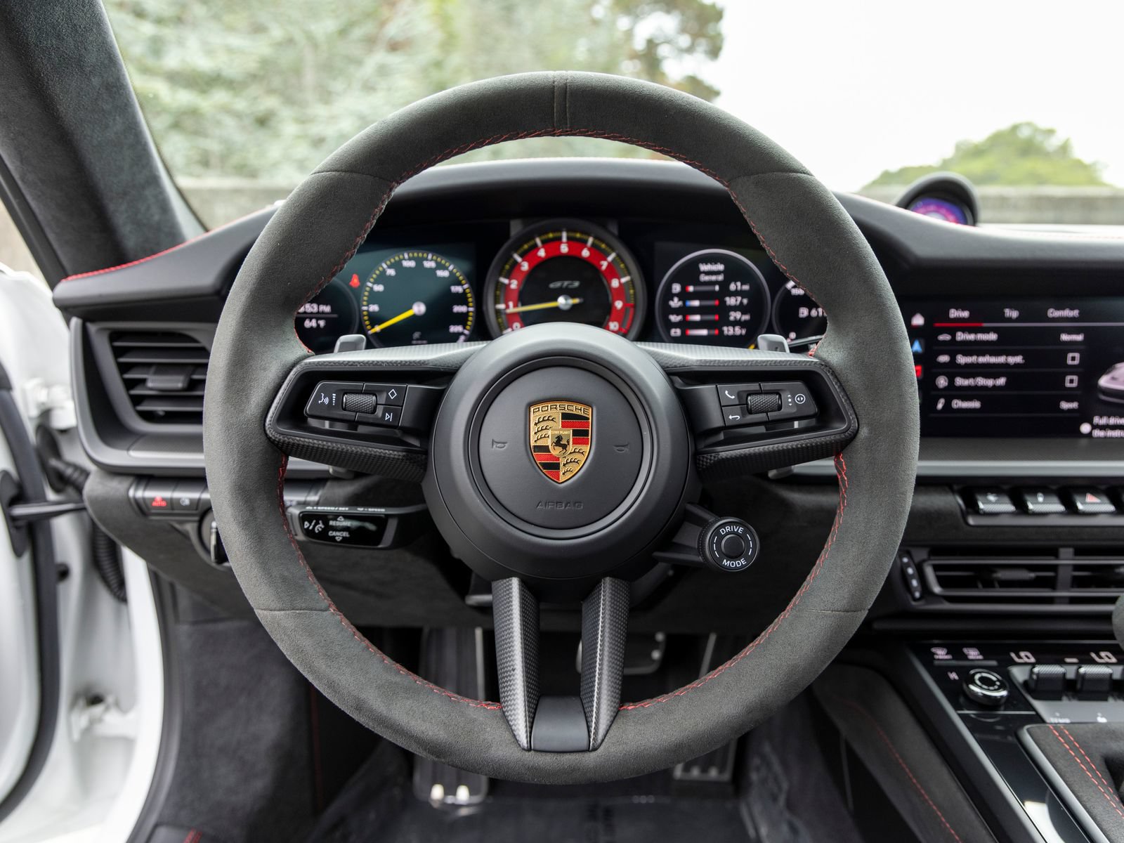 Certified 2022 Porsche 911 GT3 RWD image 39