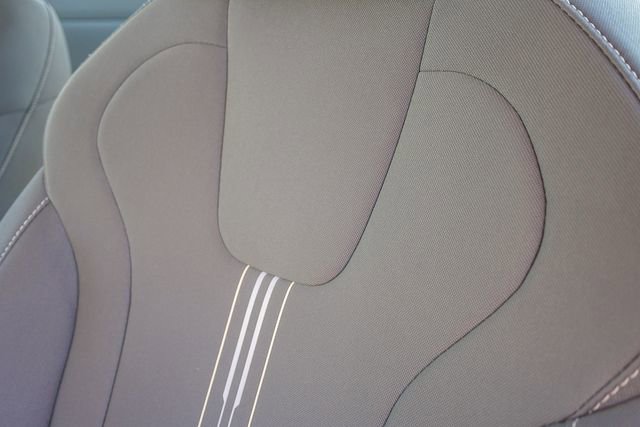 Certified 2025 Hyundai Elantra Sport image 22