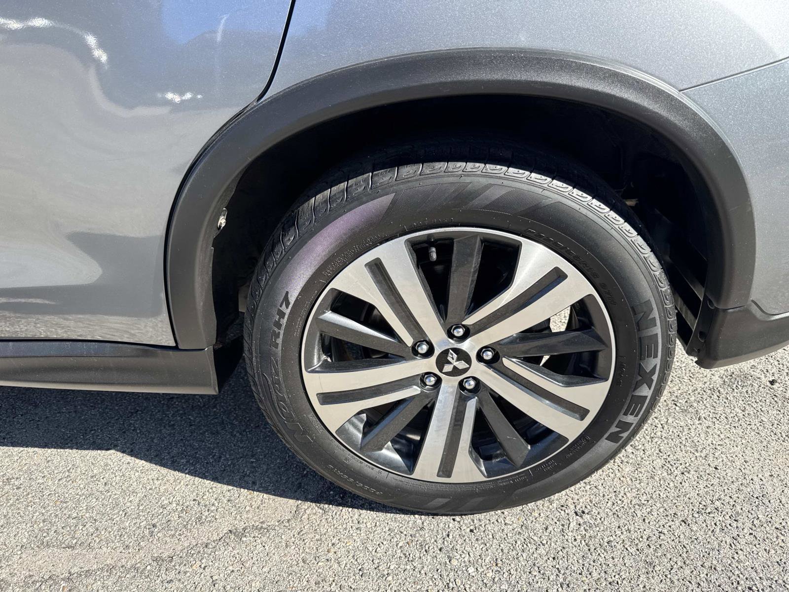 Used 2023 Mitsubishi Outlander Sport ES image 6