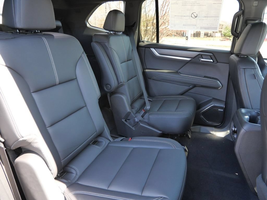 New 2026 GMC Acadia Elevation w/ Black Edition AWD/4WD image 33