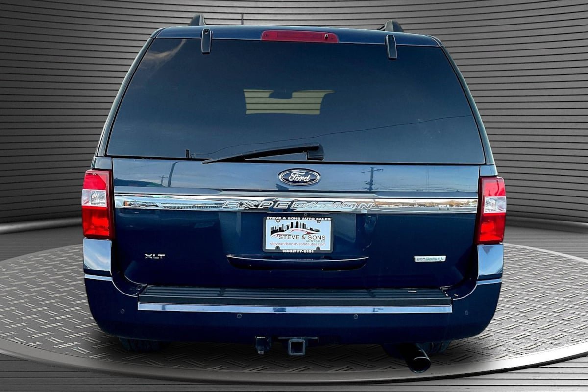 Used 2016 Ford Expedition EL XLT image 5