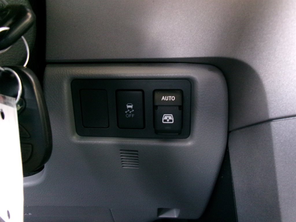 Used 2013 Toyota Sequoia Limited RWD image 45