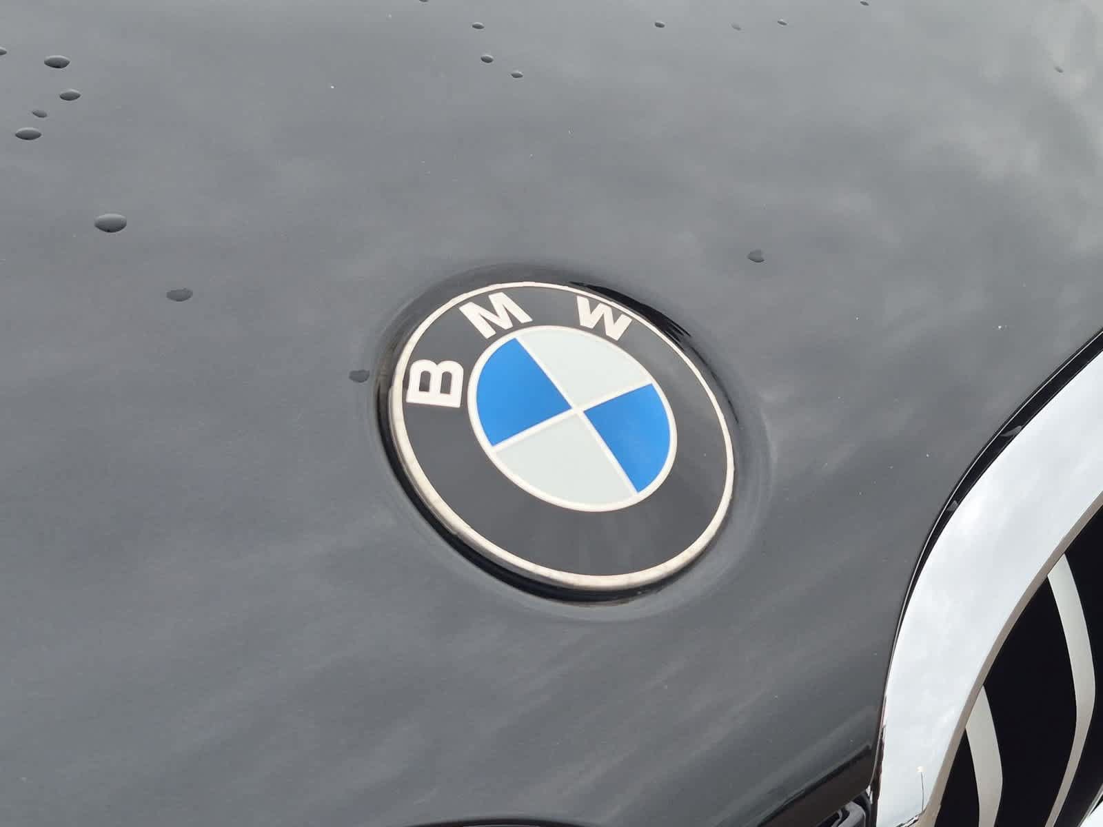 Used 2021 BMW X4 xDrive30i w/ Premium Package AWD/4WD image 11