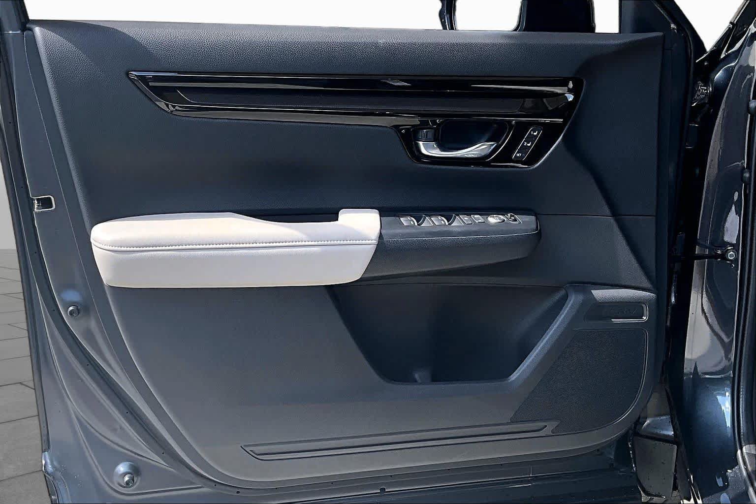 New 2026 Honda CR-V EX-L image 13