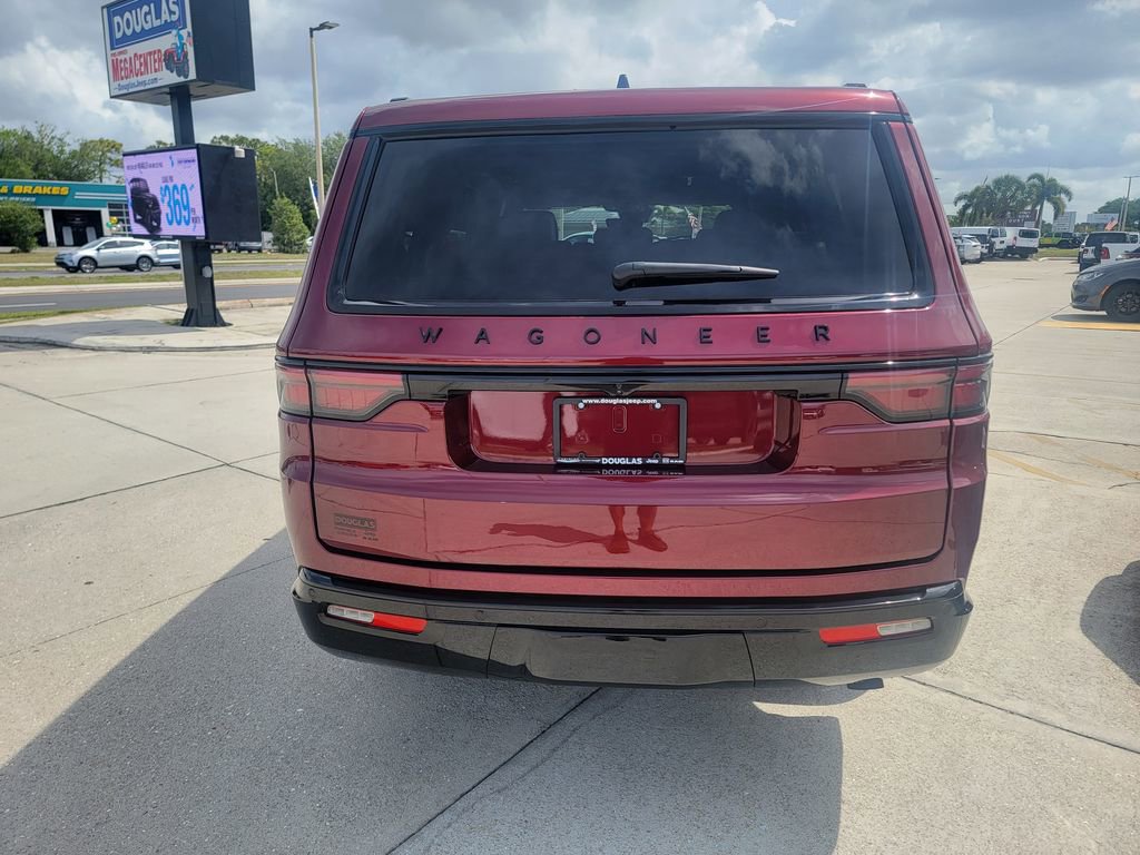 Used 2025 Jeep Wagoneer Series II image 4