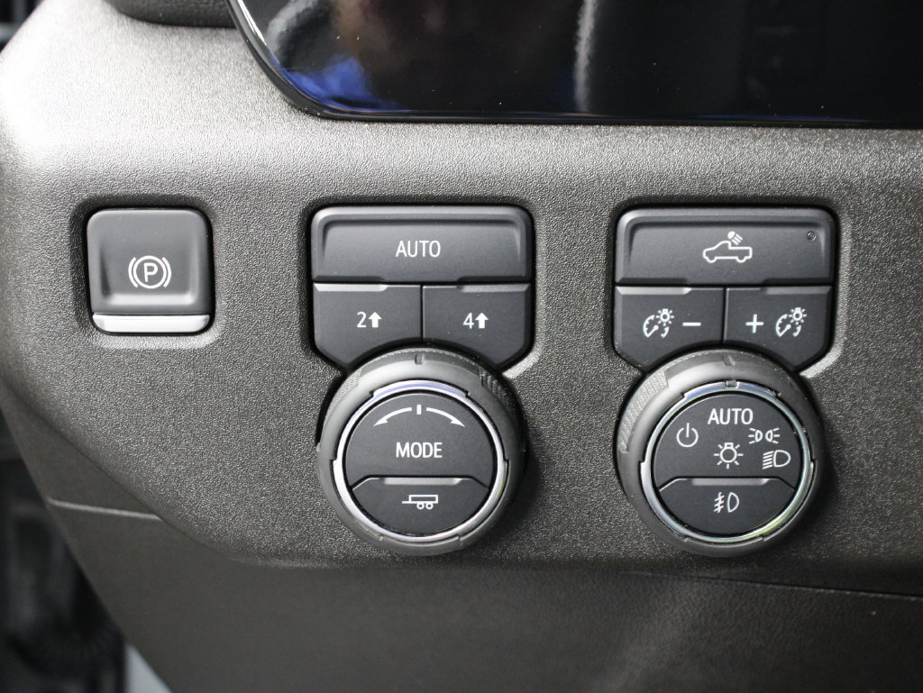 Used 2025 Chevrolet Silverado 1500 RST w/ Convenience Package II AWD/4WD image 49