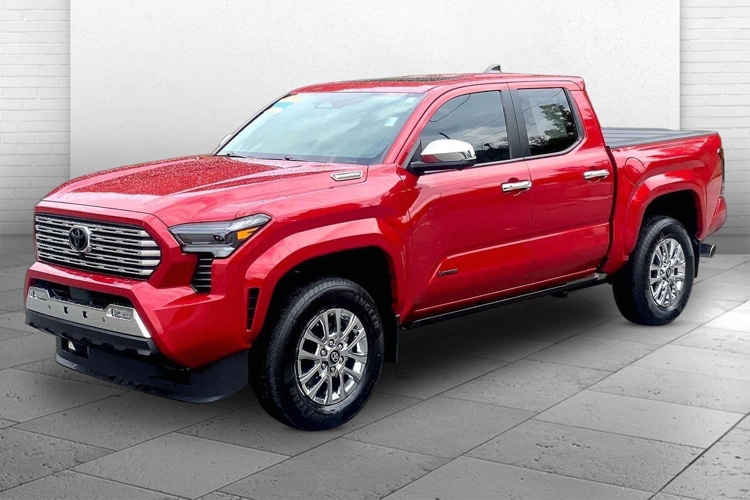 Used 2025 Toyota Tacoma Limited AWD/4WD image 13