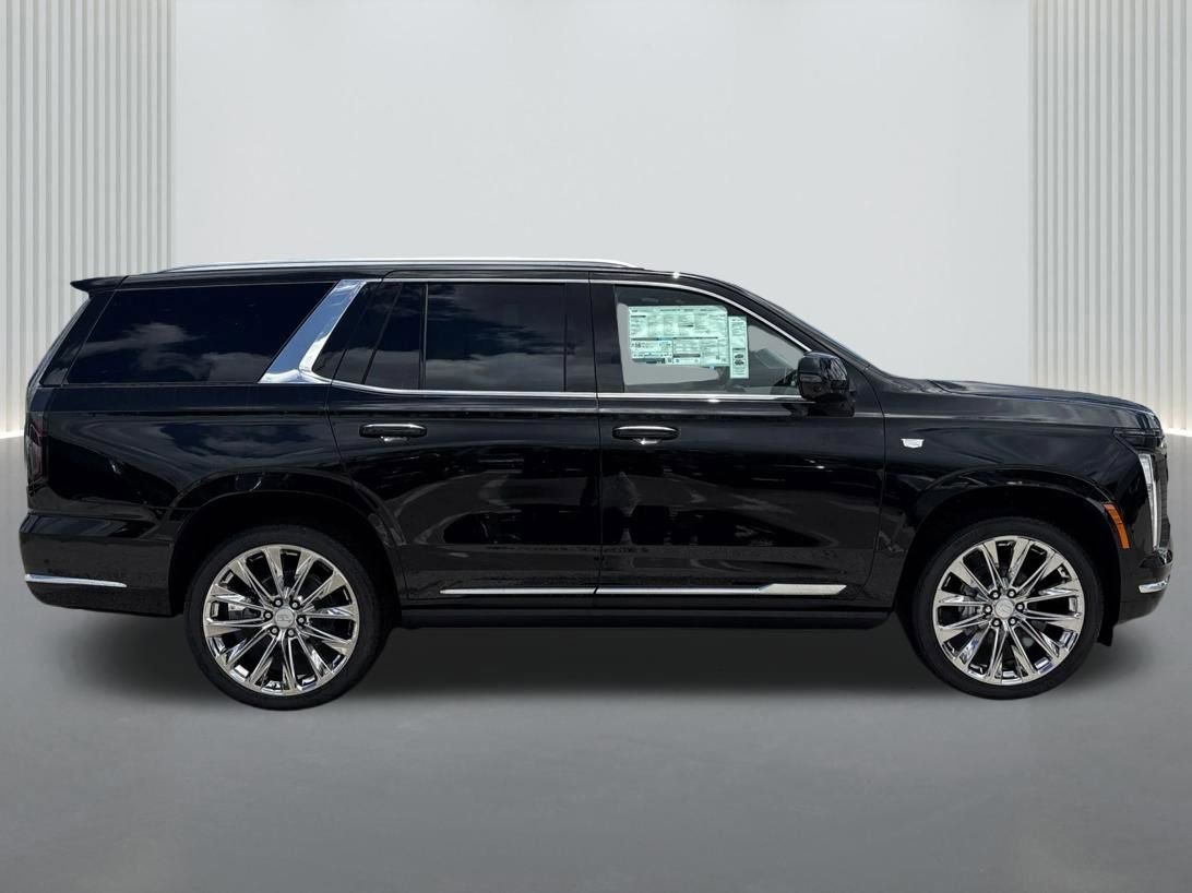 New 2026 Cadillac Escalade Luxury w/ LPO, Radiant Package AWD/4WD image 4
