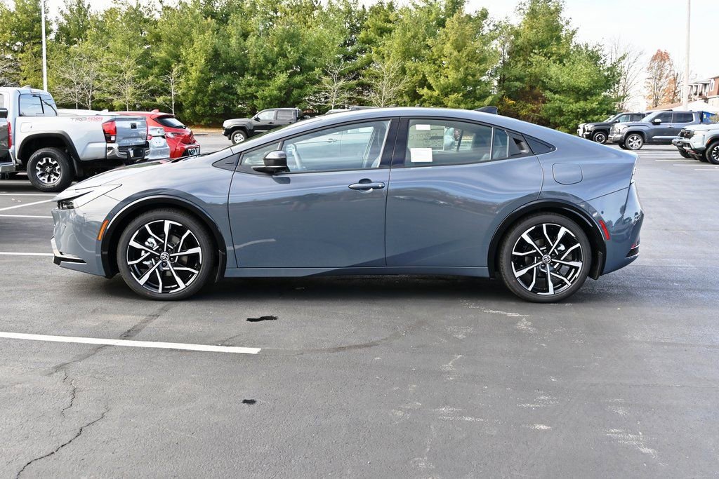 New 2026 Toyota Prius Plug-In Hybrid image 4