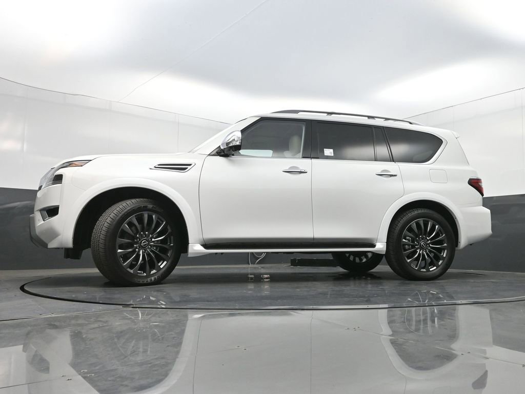 Used 2024 Nissan Armada Platinum w/ Captain's Chairs Package image 32
