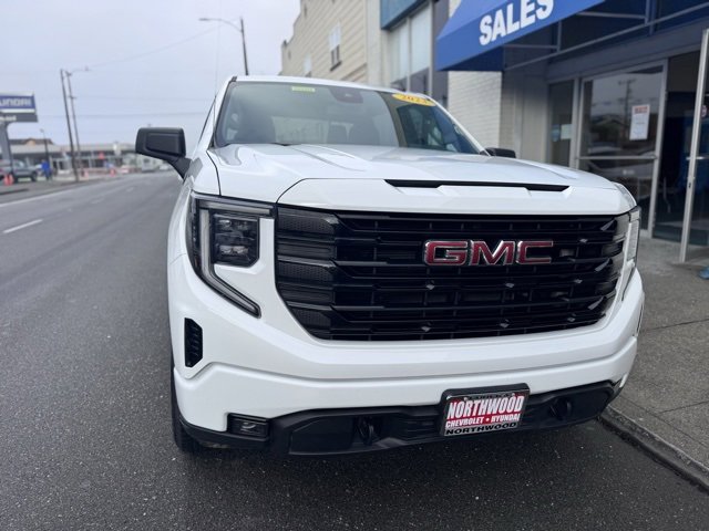Used 2023 GMC Sierra 1500 Elevation image 4