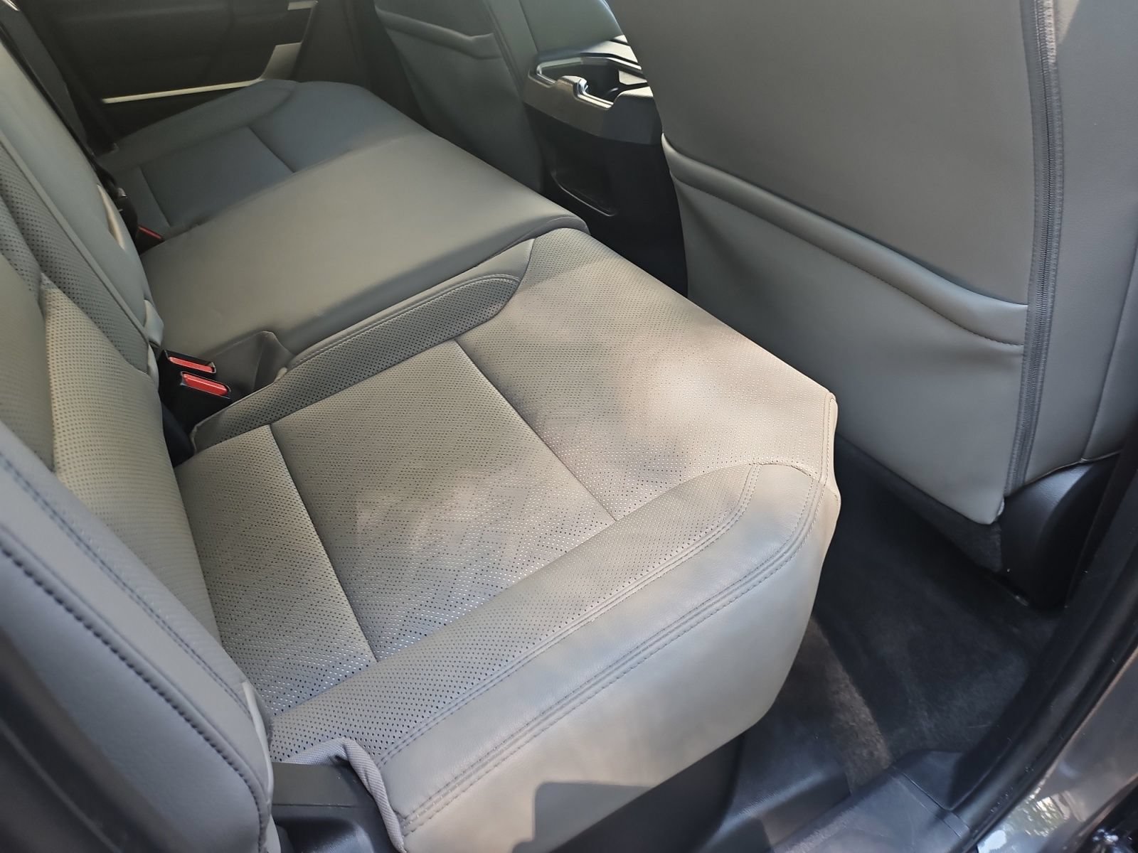 Used 2024 Toyota Tundra SR5 w/ SR5 Premium Package AWD/4WD image 33