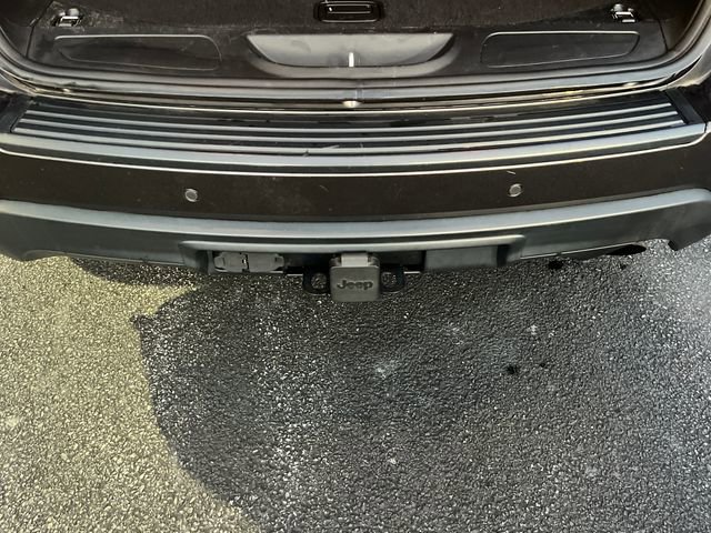 Used 2021 Jeep Grand Cherokee Laredo image 15