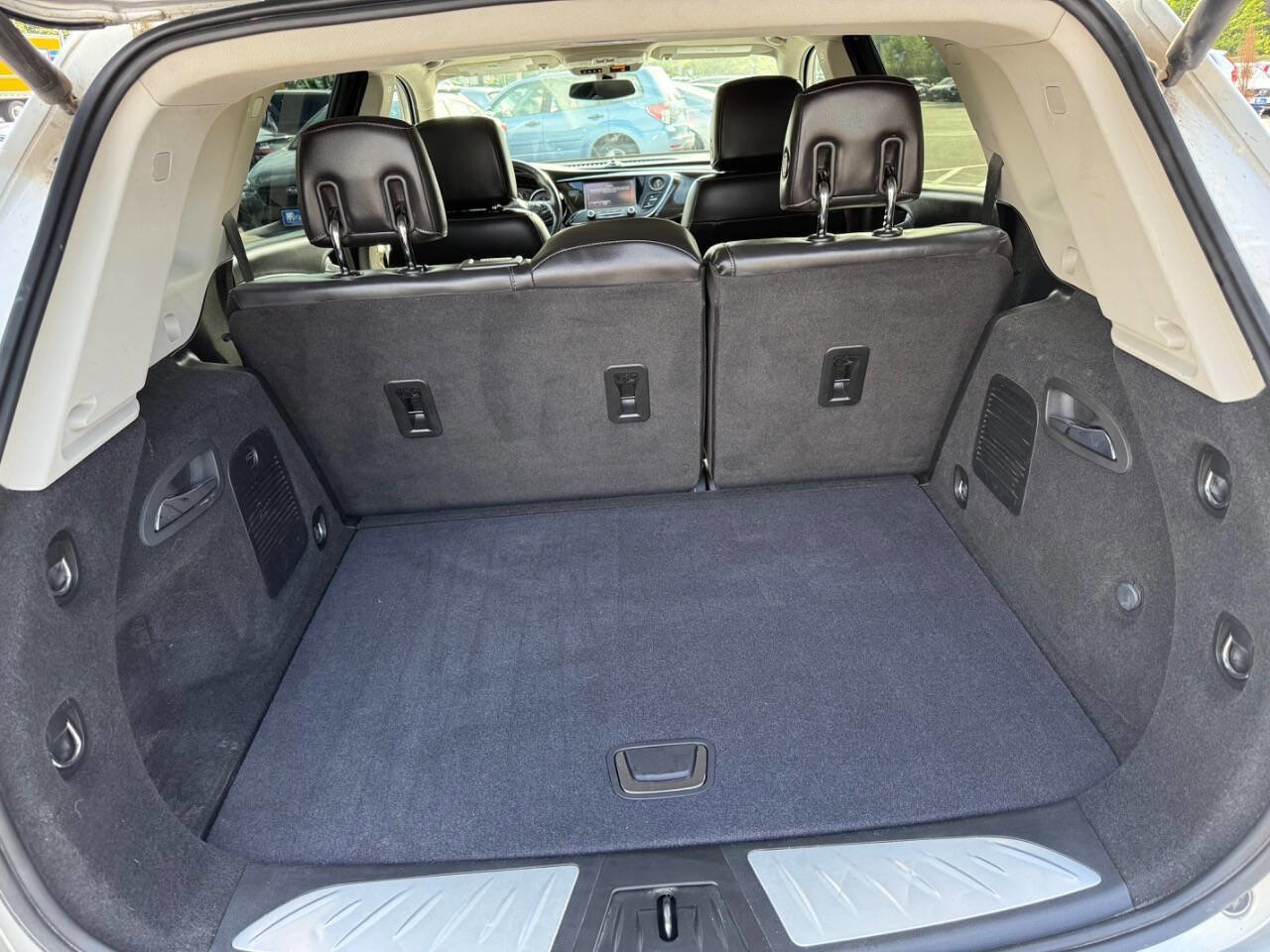 Used 2019 Buick Envision Essence image 8