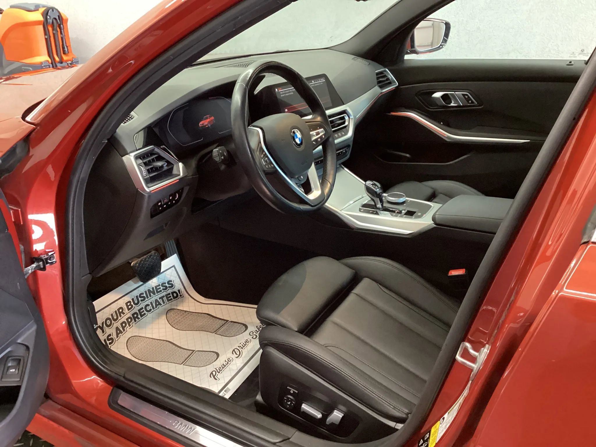 Used 2021 BMW 330i xDrive Sedan w/ Convenience Package AWD/4WD image 7