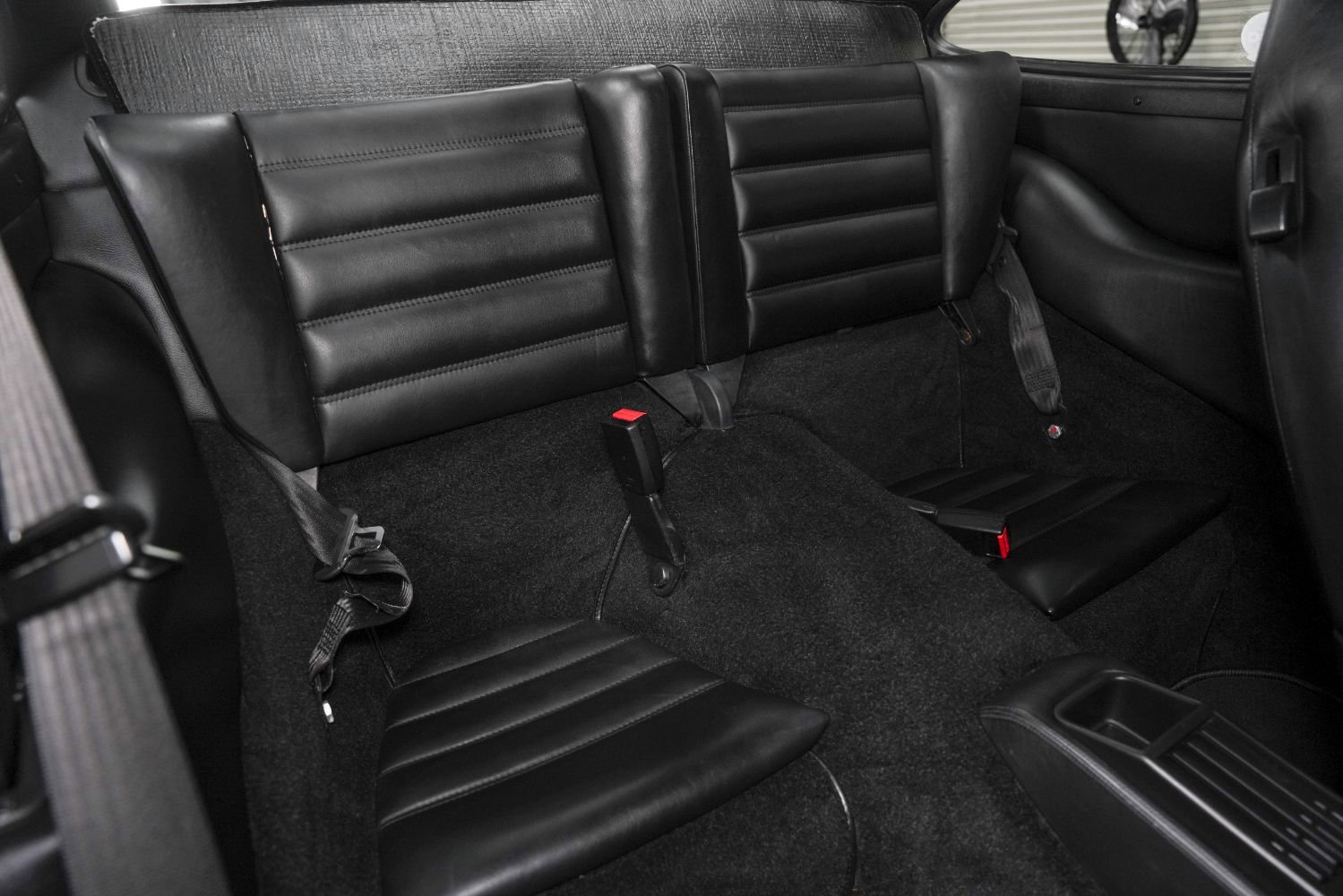 Used 1991 Porsche 911 Turbo image 37