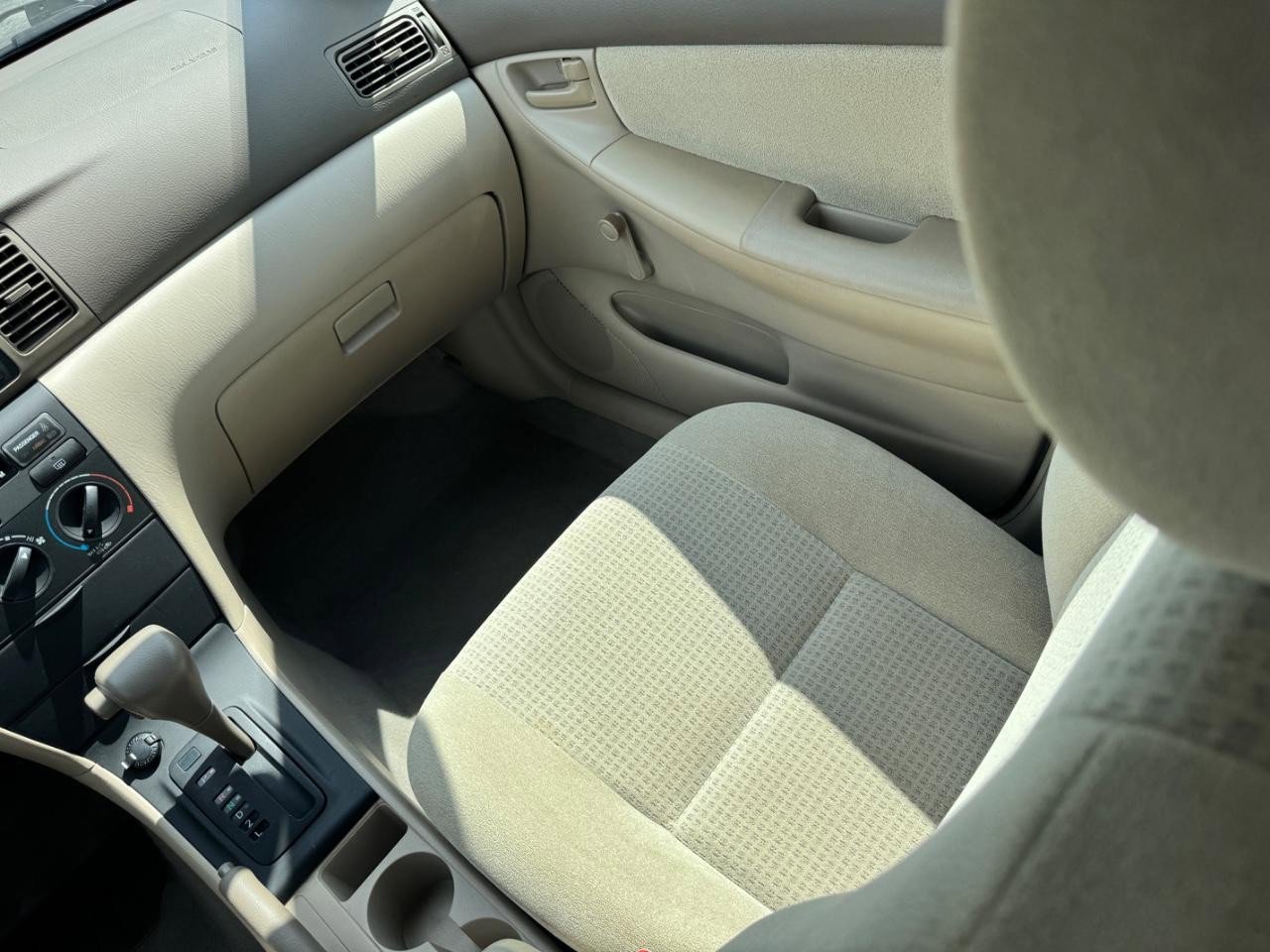 Used 2006 Toyota Corolla CE image 14