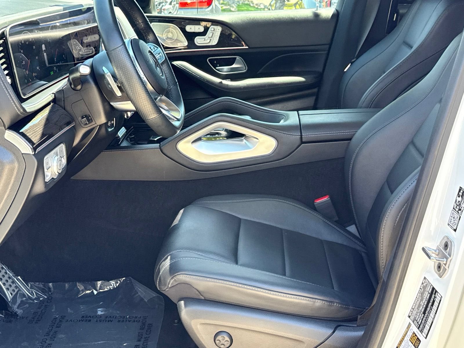 Used 2022 Mercedes-Benz GLS 450 4MATIC image 25