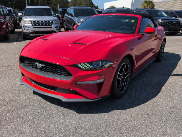 Used 2022 Ford Mustang Premium RWD image 8