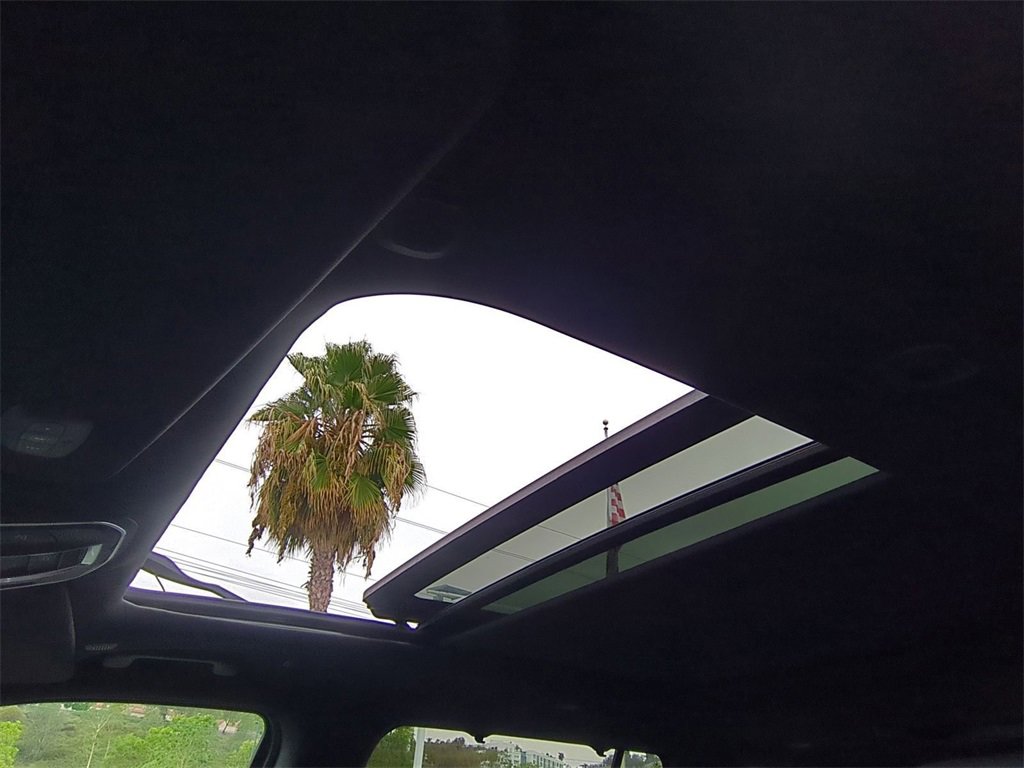 Used 2022 Jeep Wagoneer Series II w/ Convenience Group I image 7