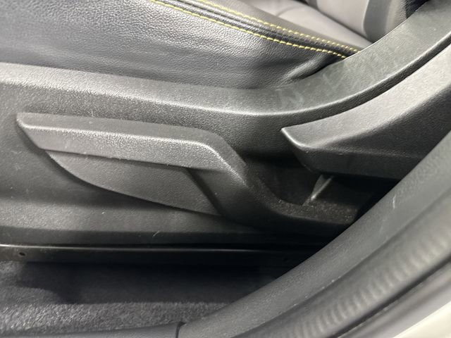 Used 2022 Subaru Crosstrek 2.5i Sport w/ Moonroof Package image 21