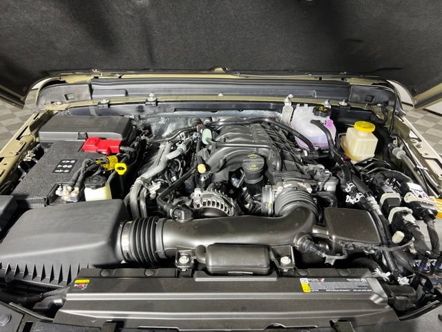 New 2026 Jeep Gladiator Rubicon w/ Steel Power Dome Hood Package AWD/4WD image 3