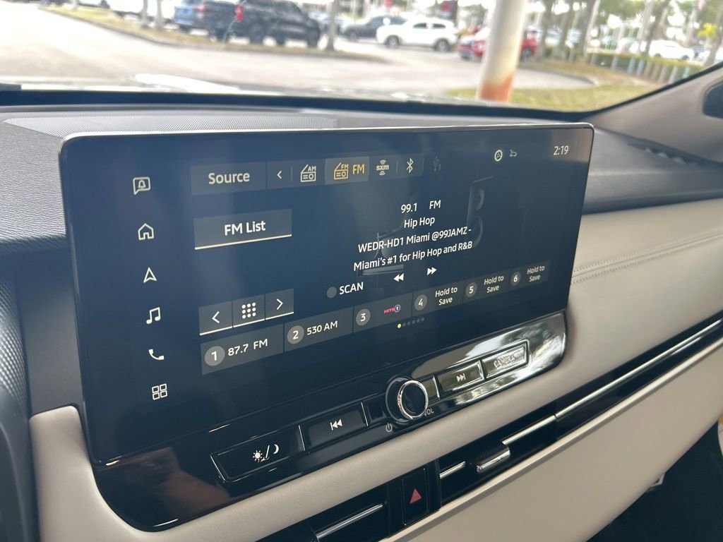 New 2026 Mitsubishi Outlander SE image 7