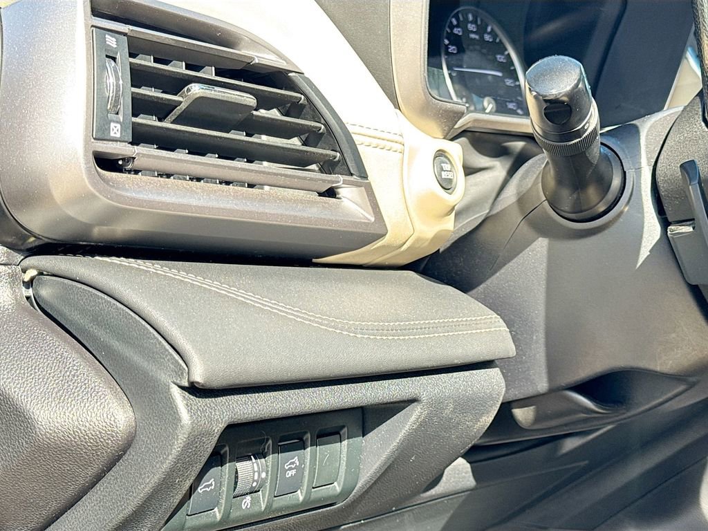 Used 2021 Subaru Outback Limited image 12