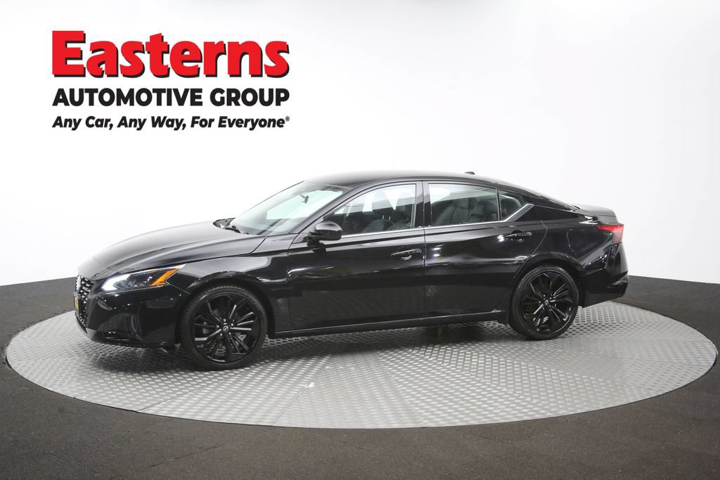 Used 2024 Nissan Altima 2.5 SR FWD image 59