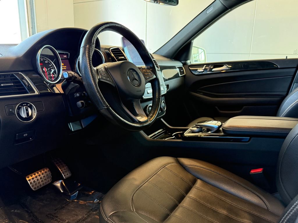 Used 2019 Mercedes-Benz GLE 400 4MATIC w/ Premium 1 Package image 17