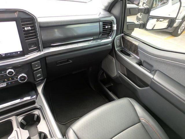 Used 2026 Ford F250 Lariat image 18