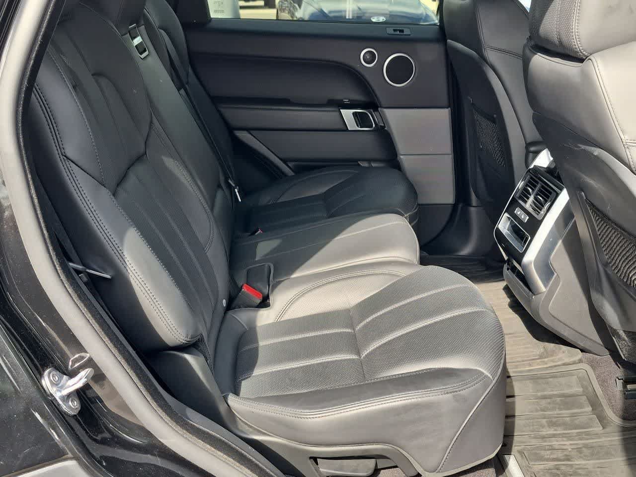 Used 2017 Land Rover Range Rover Sport HSE AWD/4WD image 21
