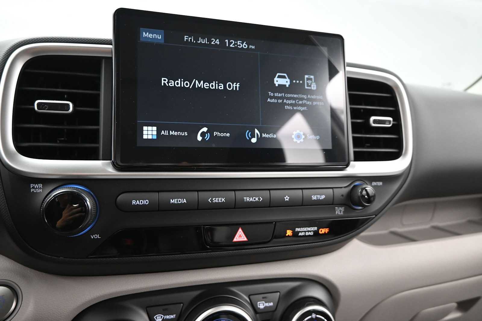 New 2026 Hyundai Venue SEL FWD image 19