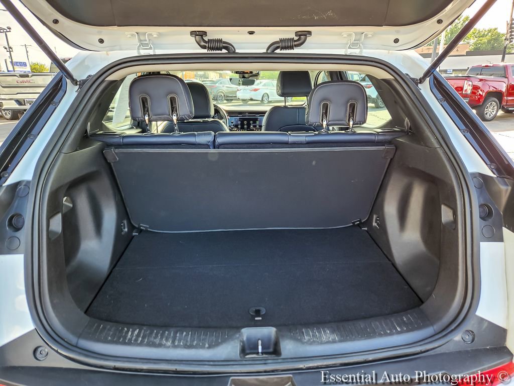 Certified 2023 Chevrolet Bolt EUV Premier w/ Sun & Sound Package FWD image 18