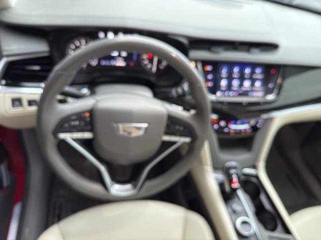 Used 2020 Cadillac XT6 Premium Luxury image 18