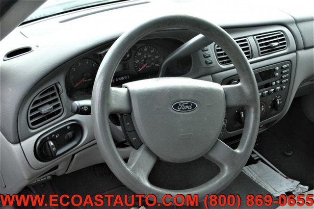 Used 2006 Ford Taurus SE FWD image 9
