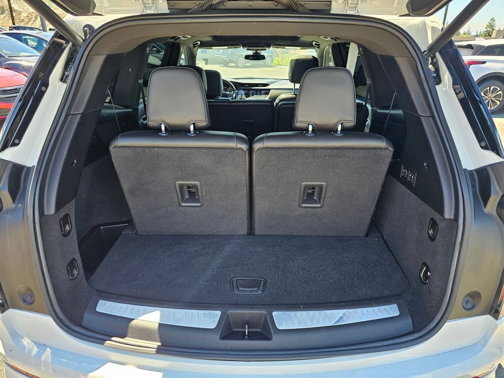 Used 2022 Cadillac XT6 Sport AWD/4WD image 28