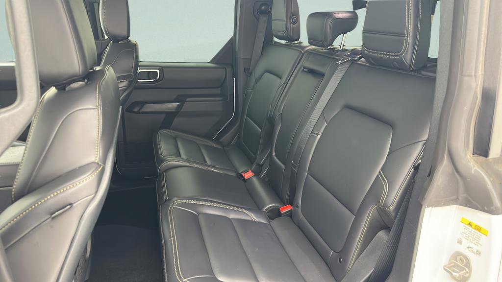Used 2025 Ford Bronco Badlands AWD/4WD image 11