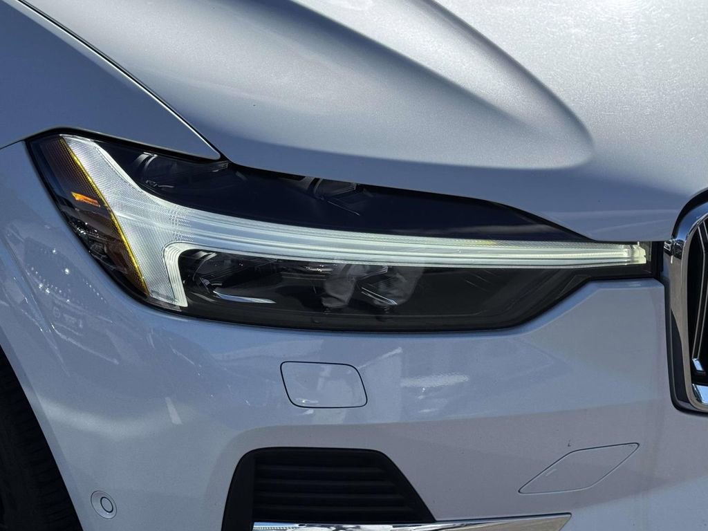 Certified 2023 Volvo XC60 B5 Plus w/ Climate Package image 7