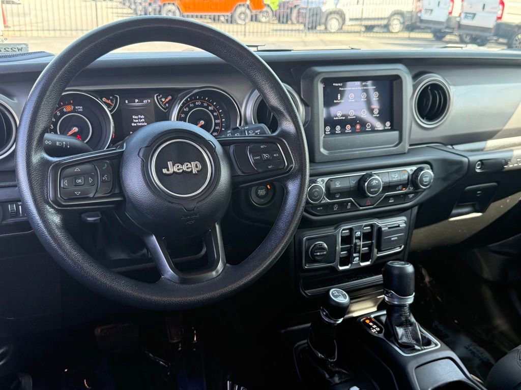 Used 2022 Jeep Wrangler Unlimited Sport image 29