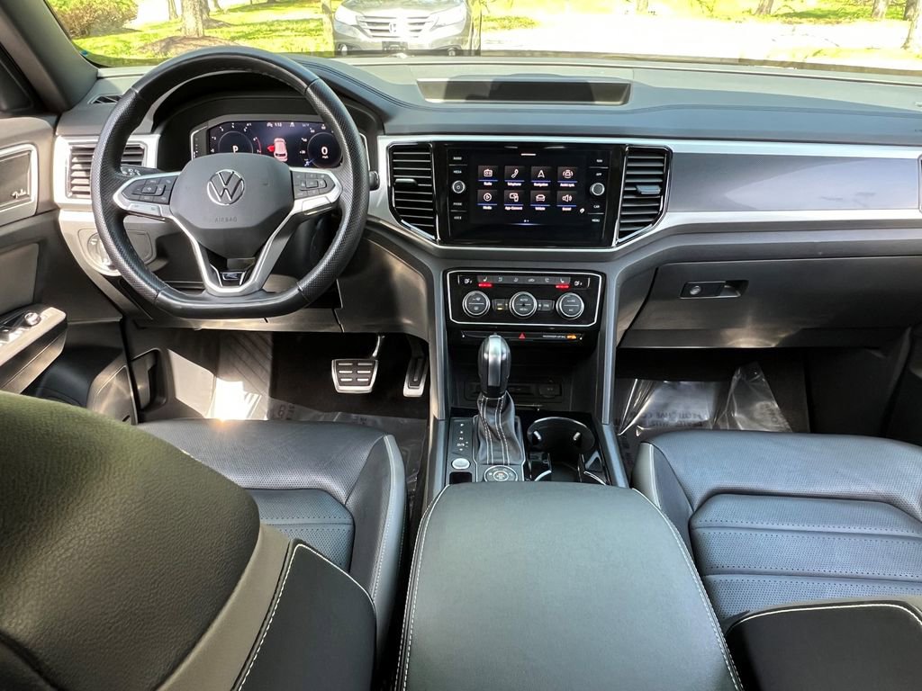 Used 2023 Volkswagen Atlas Cross Sport SEL Premium R-Line image 18