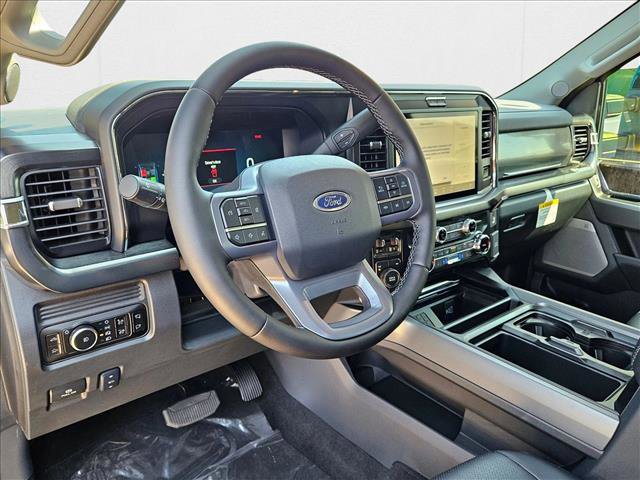 New 2026 Ford F250 Lariat w/ FX4 Off-Road Package image 3
